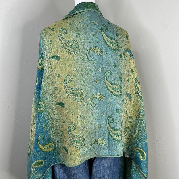 Blue and Green Paisley Pashmina - Picture 2 of 3